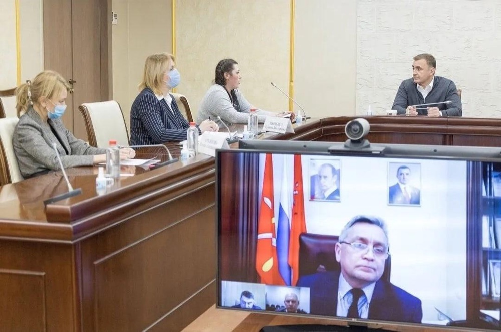 Школьная дом 4